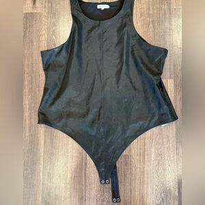 Black Sleeveless Bodysuit - Good American - fake leather